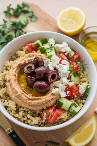 Mediterranean Quinoa Bowl